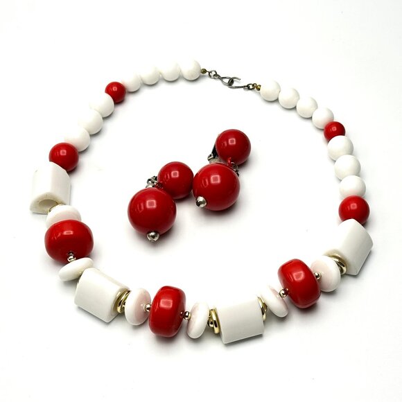Vintage Red & White Mod Geometric Lucite Necklace & Earring Set — 1960s — EUC - Picture 2 of 11
